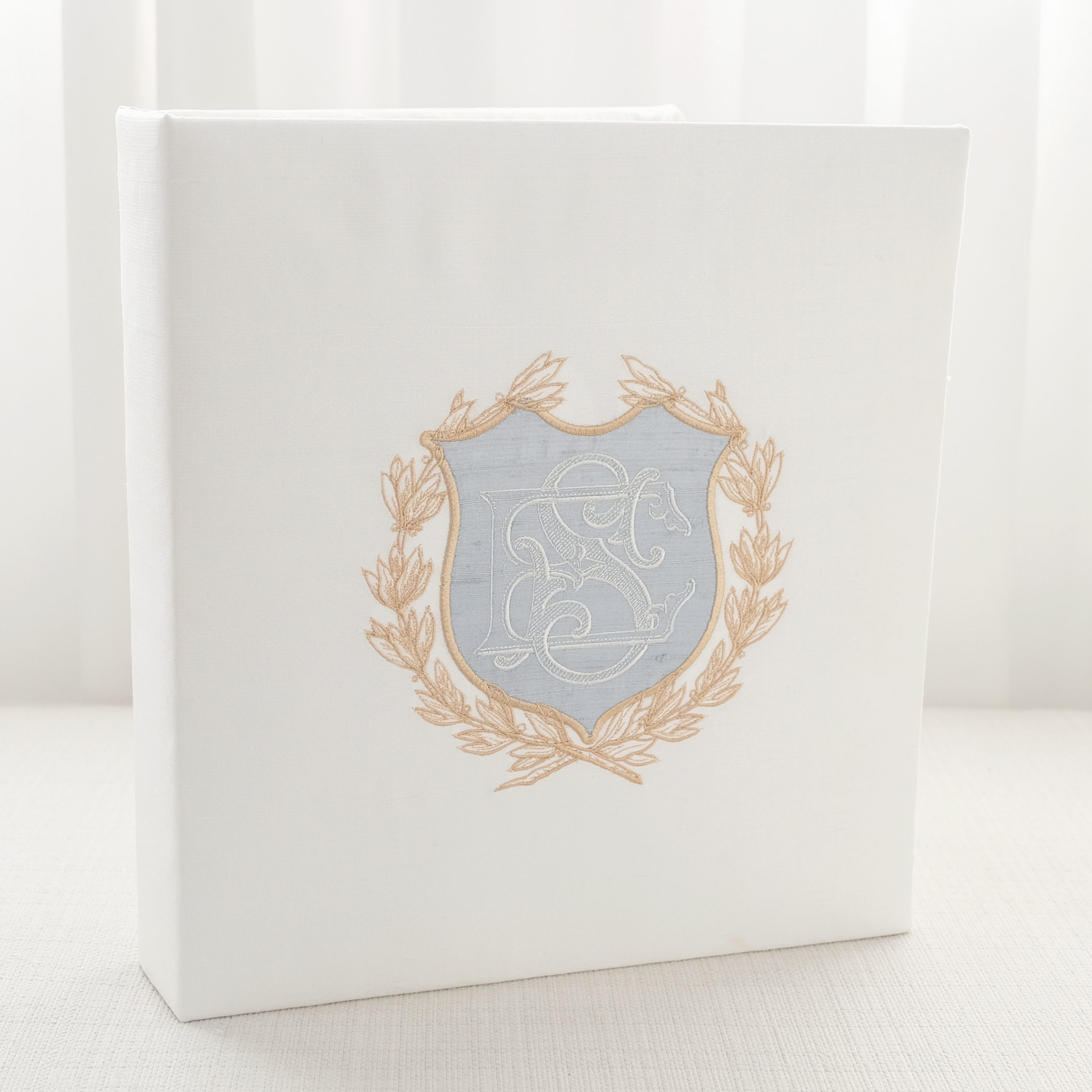 PERSONALISED. LETTERS TO THE BRIDE A5 SIZE PHOTO ALBUM/SCRAPBOOK/MEMORY  BOOK.